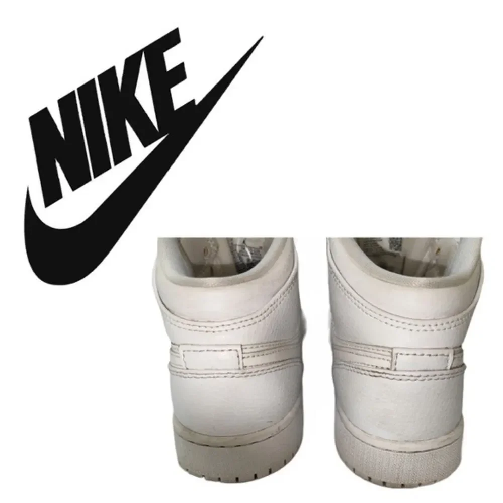 Nike AIR Jordan Retro 1 - 554725-126‎ - Size 4Y